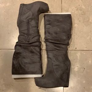 Jessica Simpson gray wedge boot, only worn twice